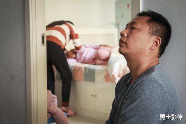 『公安部』女儿患重病父亲又查出癌症,农村男子卖房自救,村民:房子不吉利