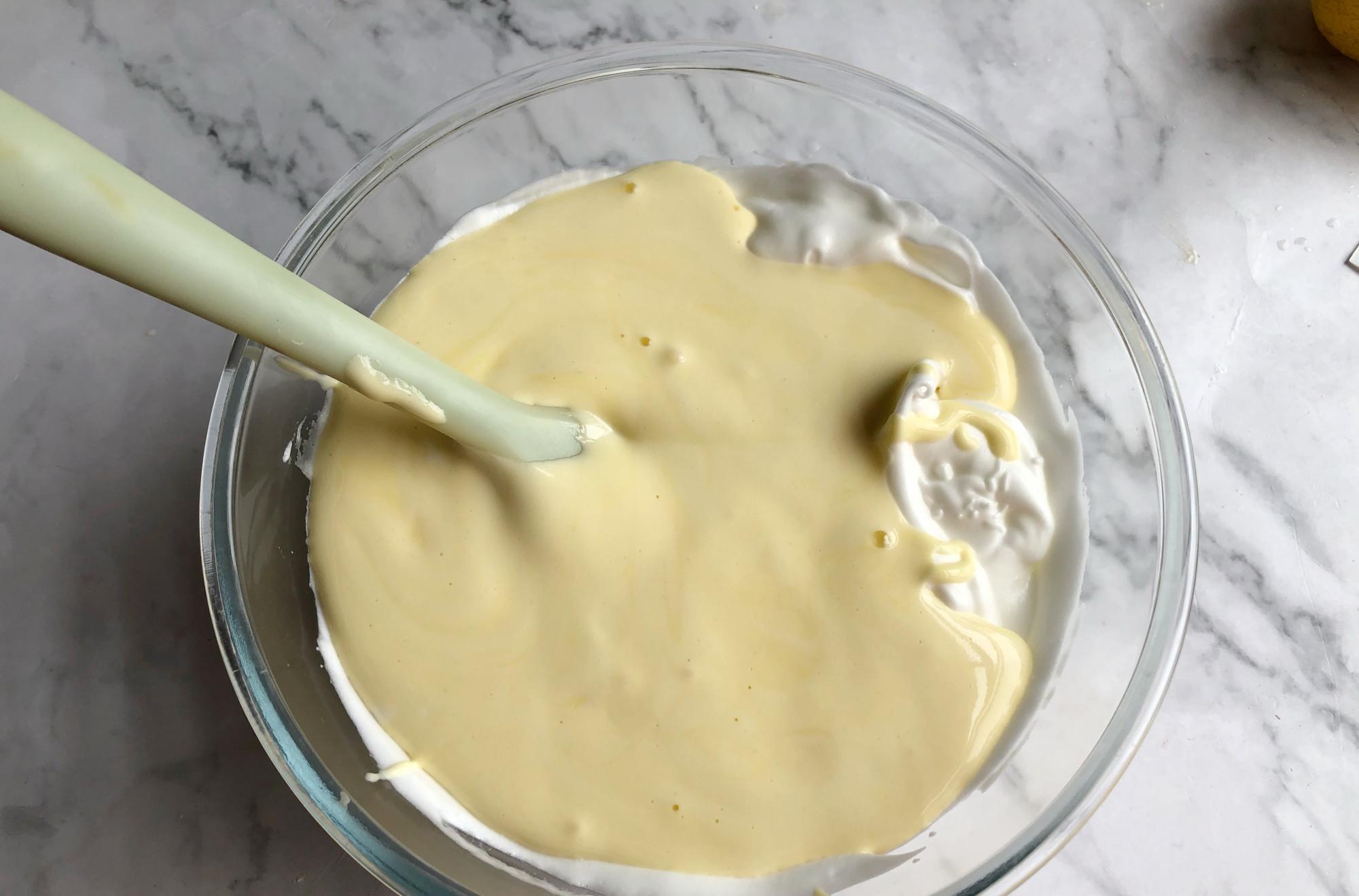 『蛋糕』烘焙店最火的粑粑蛋糕，排长队没买上，在家做外酥里糯，好吃哭了