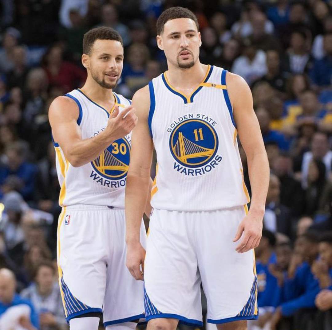 勇士队|新赛季重回巅峰？勇士需担心3个问题，维金斯不是杜兰特