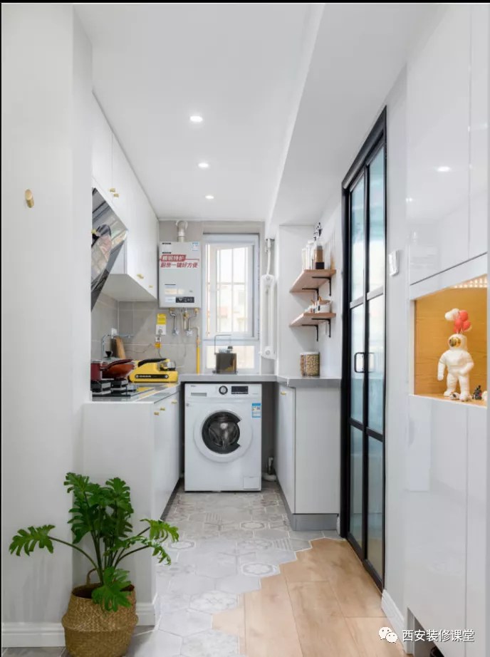 ##做不了正常U型橱柜，可以做窄柜收纳放电器