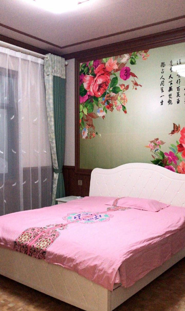 []“网上买了一件衣服，结果我妈怀疑我是变态？？？”