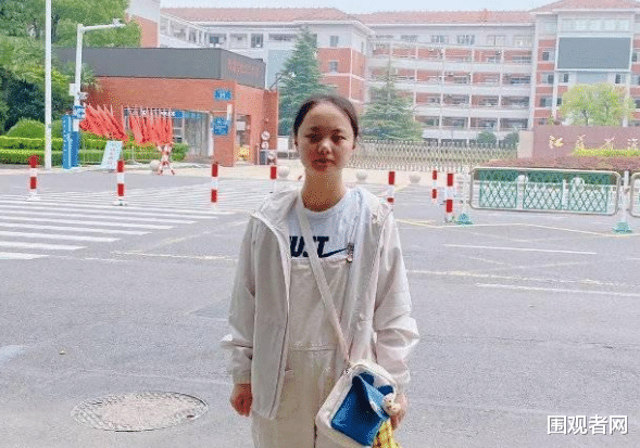 教师|不该来的来了，浙江大学山东大学表态：拒绝招收白湘菱！网友坐不住了！