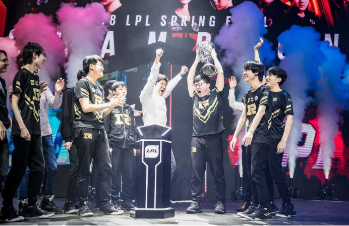 『Uzi』Rng不敌vg，原本的好状态成为空谈？大家如今才明白uzi才是真正的神！