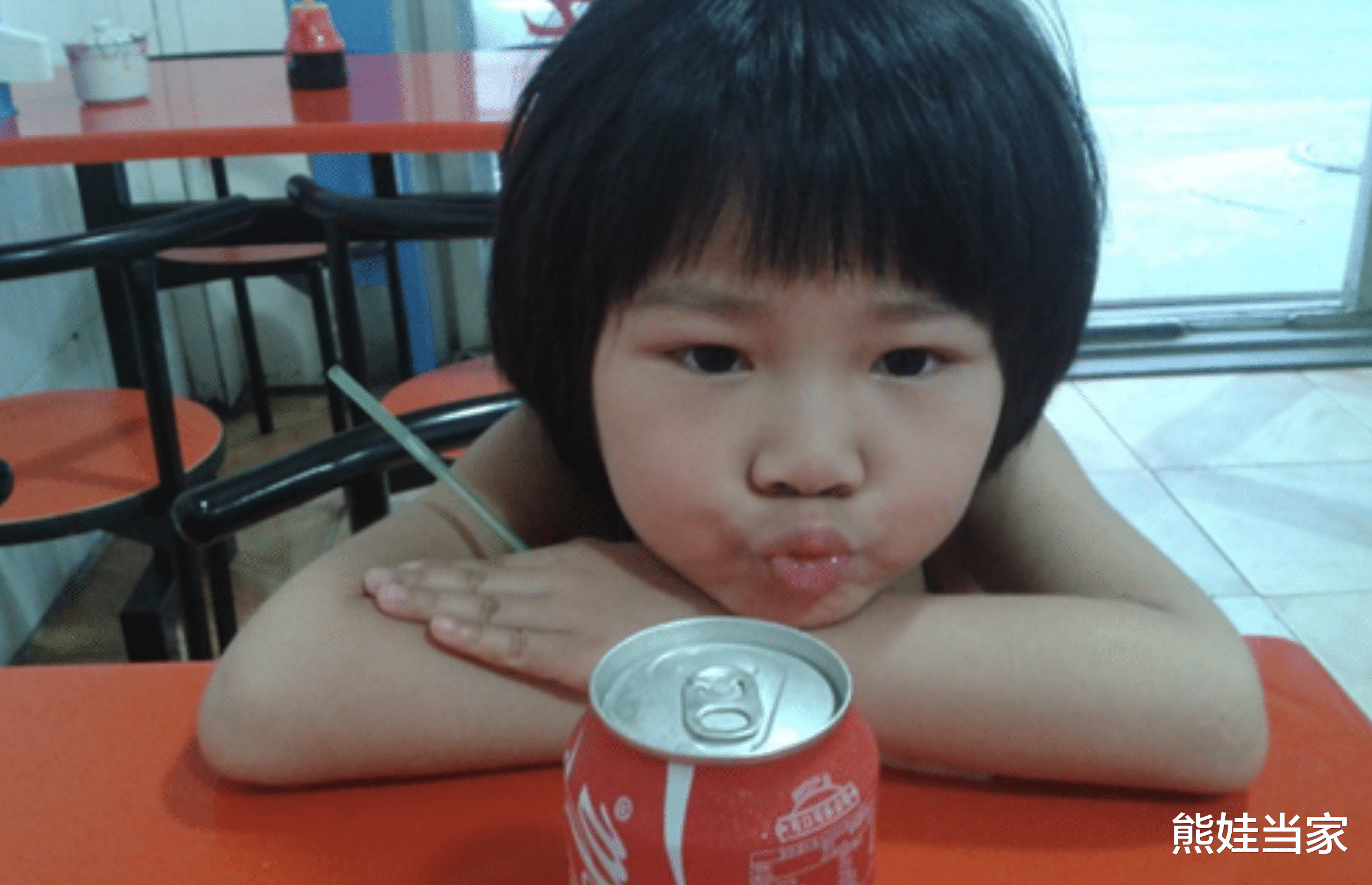 医生|这3种饮料已被拉入“黑名单”，儿科医生叹气：别再给孩子喝了