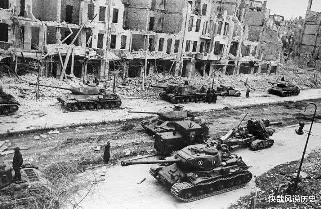 【苏联】苏联人为何单独攻打柏林？因为英美盟军怕死吗？