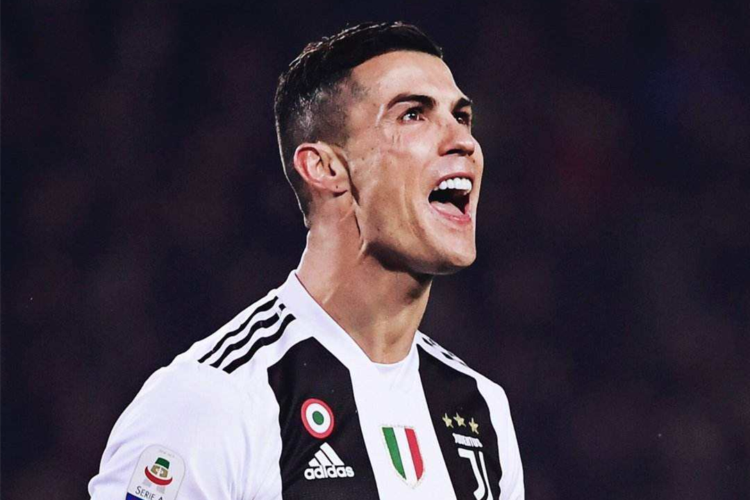 #C罗#和身高1米85的C罗交往什么感受？未婚妻坦言：他能满足我所有要求