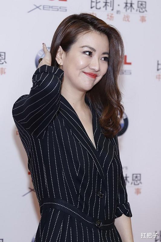 撒贝宁▲曾与撒贝宁被称“金童玉女”,同居4年后背叛,如今39岁无人敢娶
