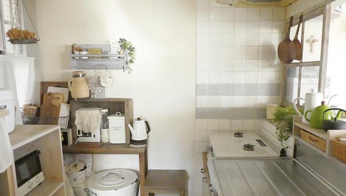 「」日本单身女主的家，用二手旧家具布置出高质感生活，看着超舒服！