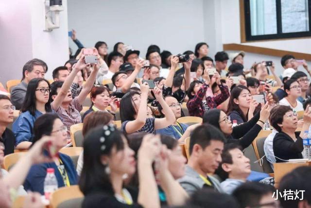 本科线|高考超本科线1分,一定要本科吗?民办学校4年20万元,太贵了