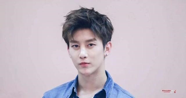 『天天向上』《天天向上》7位追梦的哥已成团，自带‘黑料’的哥，能否撑到818