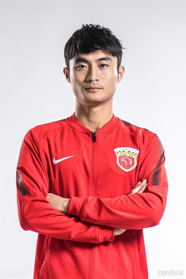 上海上港|比赛当天遭拘留，虽被中超上港踢出一线队却从未被放弃，现去中甲