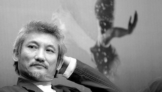 徐克▲比智取威虎山更有优势的题材，却被香港导演玩出了抗日神剧的感觉