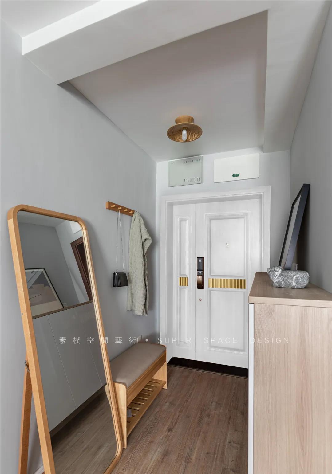 |她家120平的房子光一个客厅就把我迷住,全屋温馨有品,太漂亮了