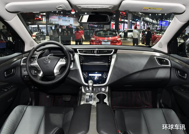 SUV|无人懂的良心SUV：一身名牌、机械增压，有移动真皮沙发