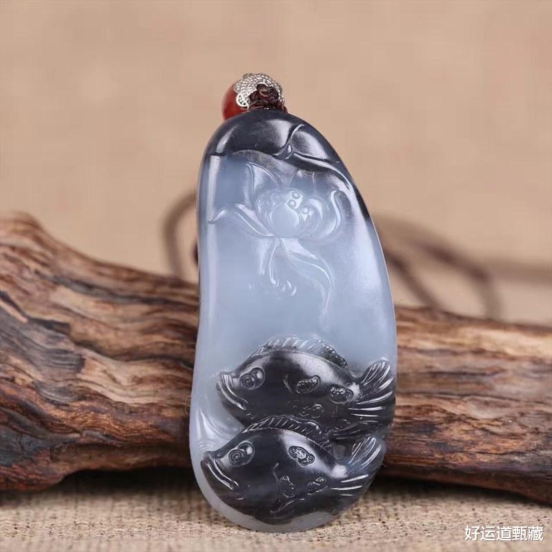 |漆黑如墨就是和田玉墨玉吗？别傻了，这是新手玩家的认识
