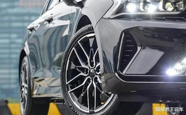 马力|16万落地包牌，2.0T爆240马力，这样的合资中级车不香吗？