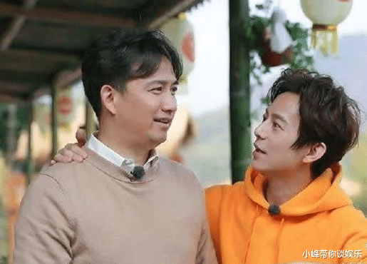 黄磊■《向往3》“最没素质”嘉宾，镜头前不停吸烟，黄磊都不看他一眼