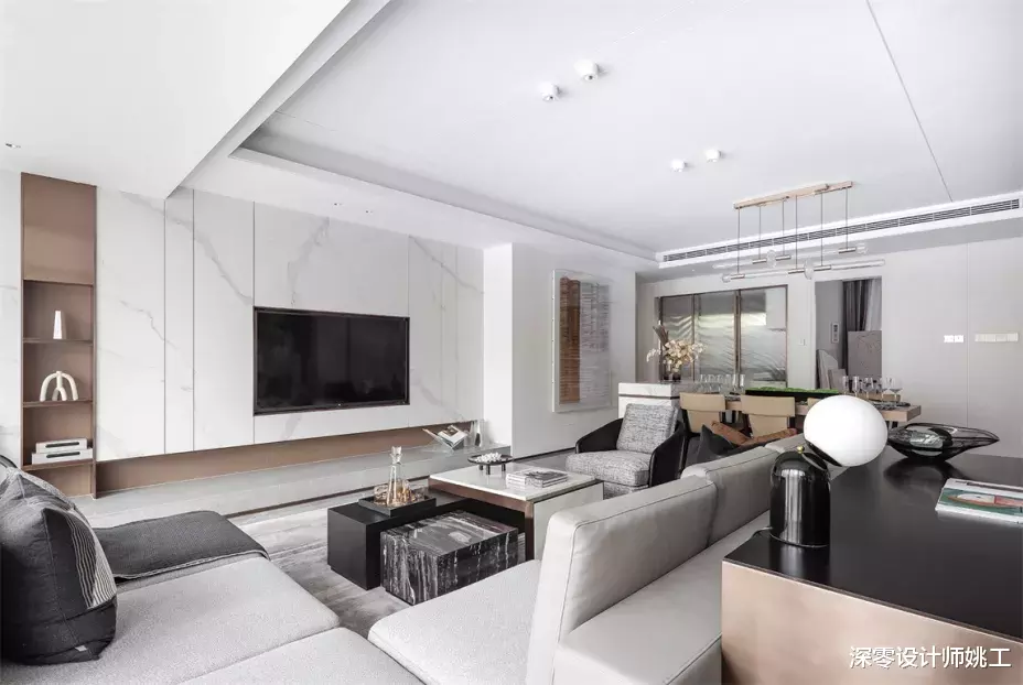 |清楚了吧，没有线条的美学装饰，你家砸再多钱都高级不起来