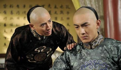 胤禩|九子夺嫡中最有钱的九阿哥，晚年却被9条铁链锁身惨死，下场最惨