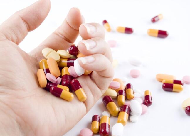 尿酸|尿酸高没有痛风就没事吗？错！若有4个症状，要小心肾衰竭的到来