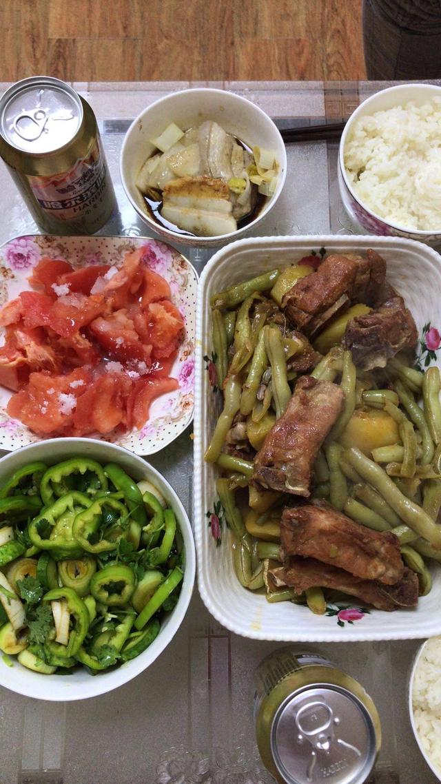 『土豆』东北人一日三餐吃什么？