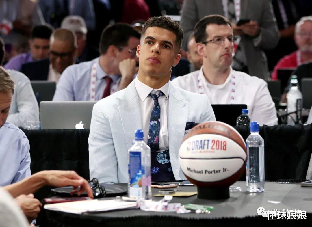 约基奇|又30+10了！废了50场突然暴走，甜瓜当年都没这么强