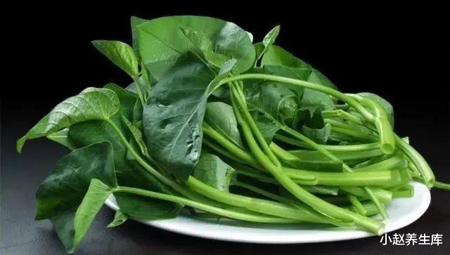 「肝脏」50岁后，身体这3处越“干净”，寿命越长，占一个也值得恭喜！