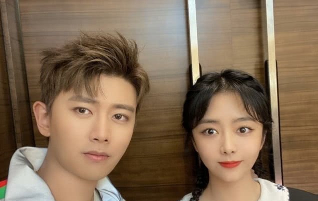 【谭松韵】跟“已婚人士”拍戏有多讲究？看到他们的做法真的是太拼了！