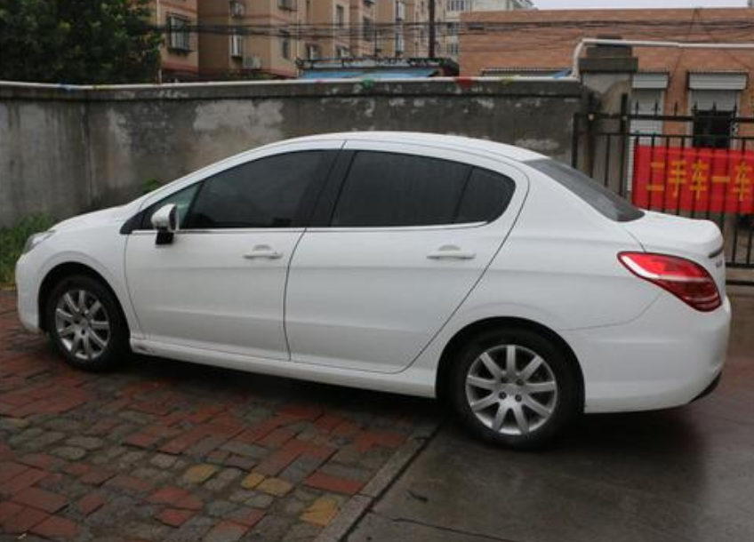 电动车|大众迈腾撞上标致308,两车车损一对比,你敢相信吗?