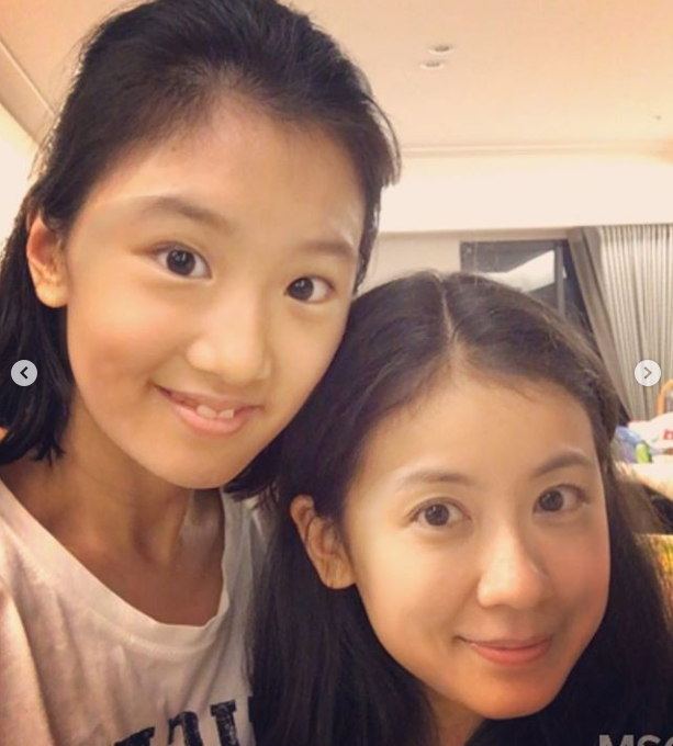 梧桐妹|梧桐妹为继母庆生，甜喊阿姨不喊妈妈，林若亚气质不输贾静雯