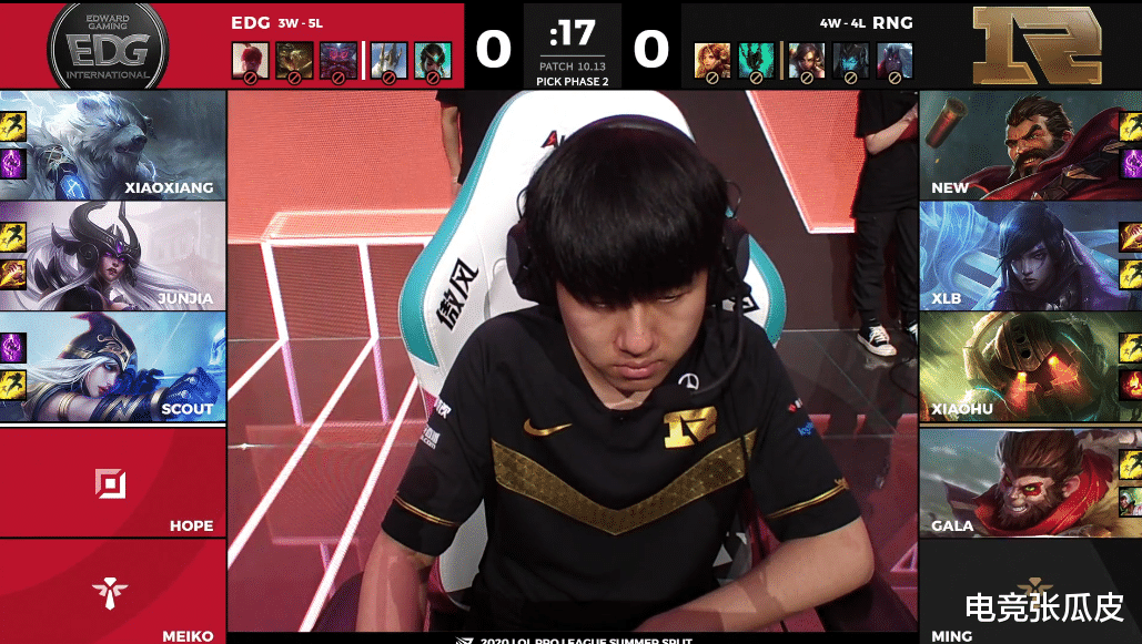 gala|EDG经济领先惨遭RNG翻盘,GALA寒冰极限输出,观众:有乌兹内味了!