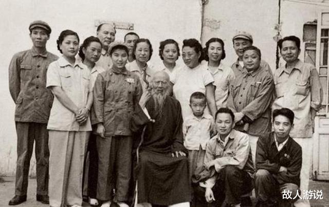 故人游说|齐白石93岁要娶22岁女护士，表示想生孩子，却在结婚前夕病逝