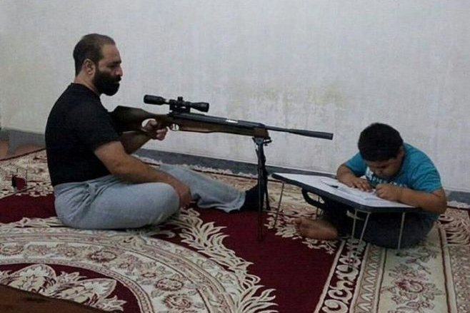 「」作业11-4=7老师打红叉，遭家长投诉，老师解释后，才发现真错了