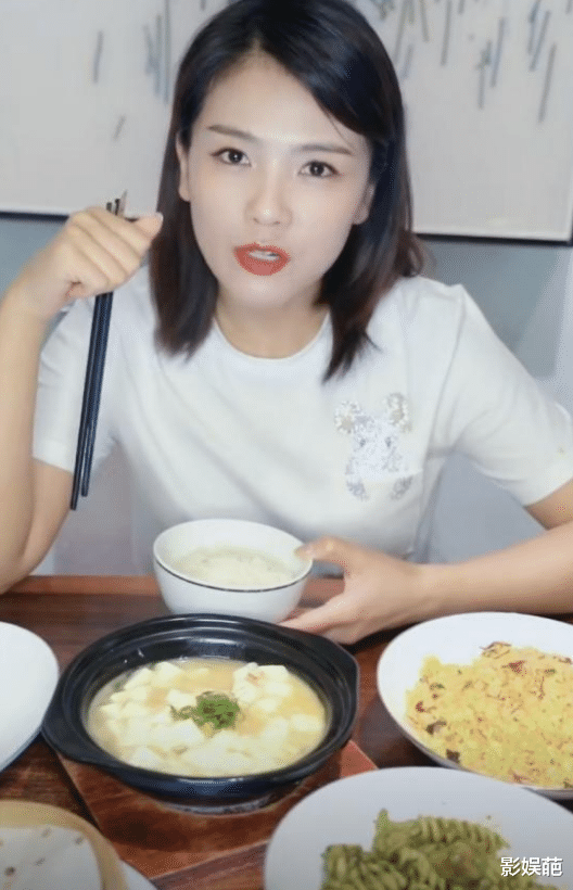 刘涛▲刘涛晒出美食，5道菜一碗饭，终于知道身体为啥这么瘦