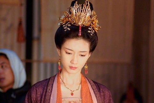 江疏影:江疏影为何“不愿”拍古装剧,看看她穿上古装后,网友:让其他人咋办!