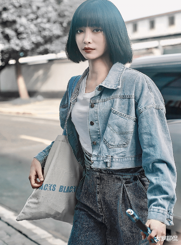 吴昕|许佳琪为何一直都是偏分发型？当她换上漫画刘海，完全认不出来了