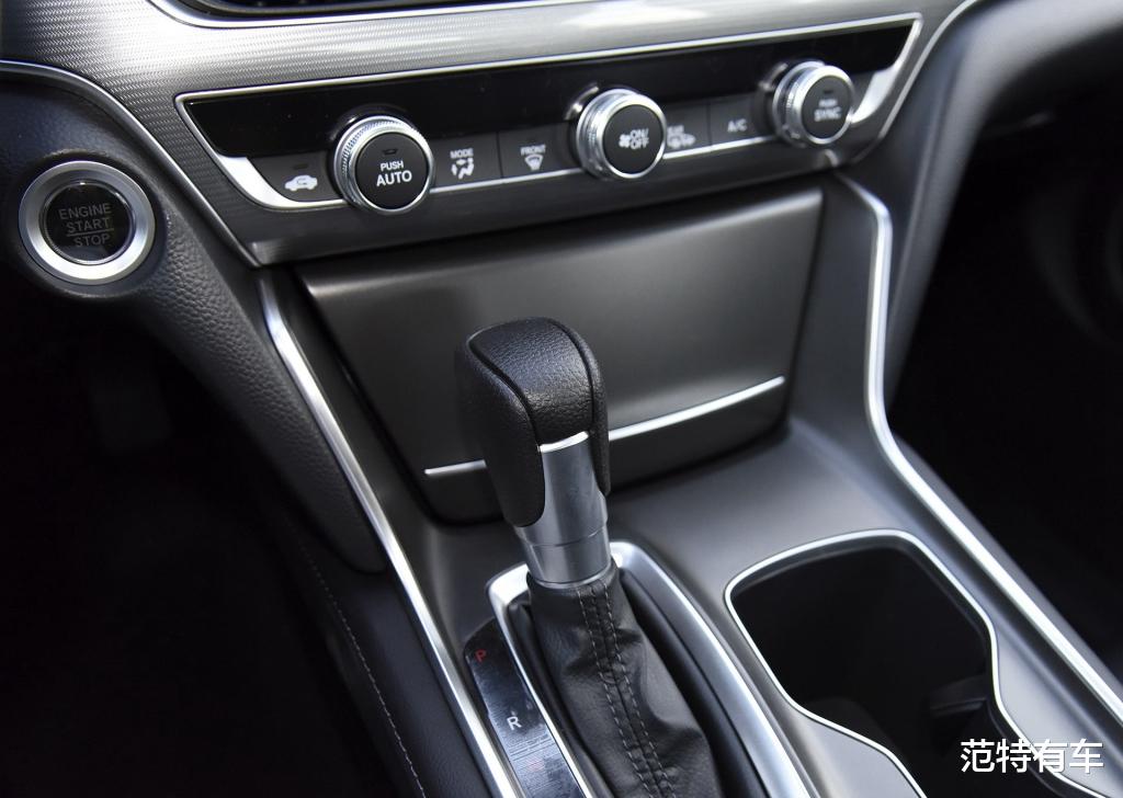 本田雅阁|这才是B级车王，车长4米9，满油1330km，月销近2万，碾压帕萨特