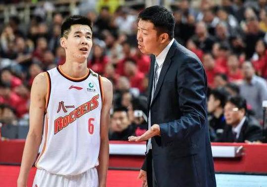 地下城与勇士|CBA本赛季最令人失望球员！19岁进国家队，如今面临无球可打