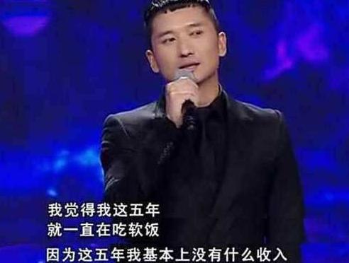 李煜|她曾是央视美女主持，出道26年零绯闻，丈夫5年没收入仍不抛弃