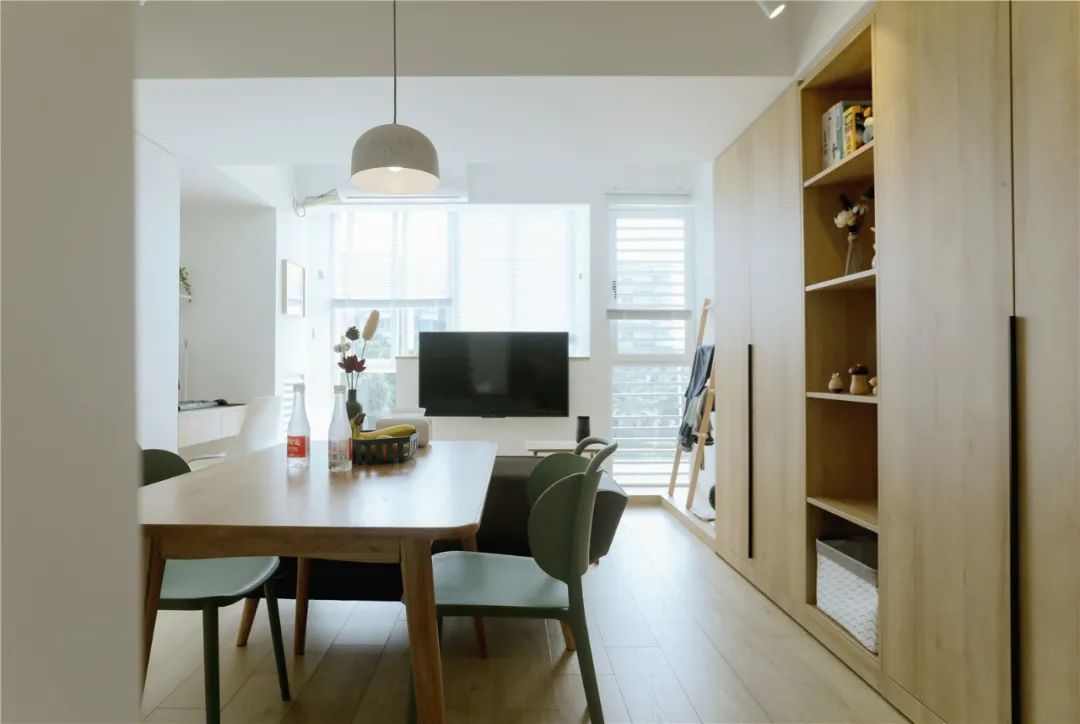 单身公寓@30㎡原木风单身公寓，面积不大，却功能齐全还很温馨！