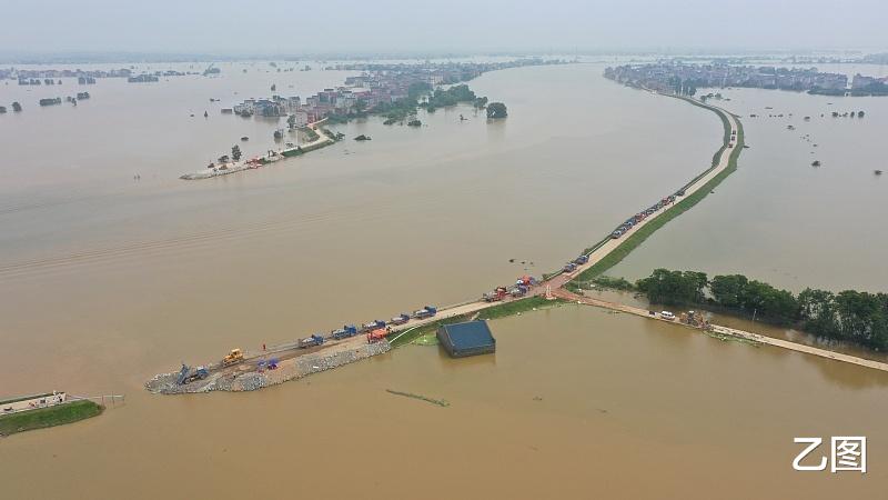 乙图|长江洪水肆虐，15张图看鄱阳湖流域水灾，张张触动人心