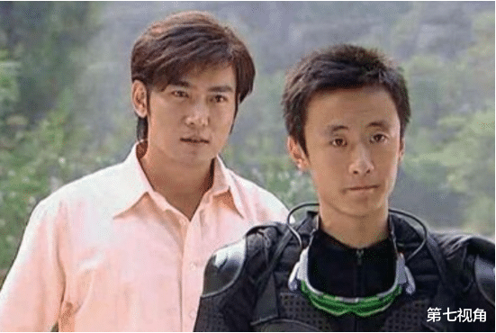 魔幻手机|《魔幻手机》傻妞的6大功能，当时以为只是科幻，现在已实现3个