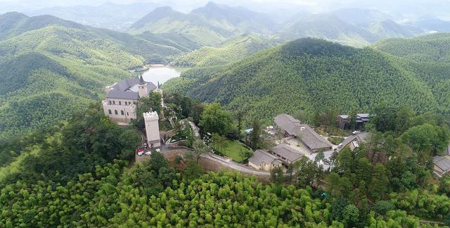 莫干山|亲测莫干山民宿：童话都是骗人的，割韭菜才是真的！