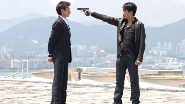 刘德华|为什么说刘德华、梁朝伟主演的《无间道》，是一部细思极恐的电影