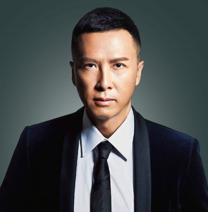 李连杰▲李连杰生平唯一一次与人比武较量,仅一招对方便口吐鲜血,对手是他