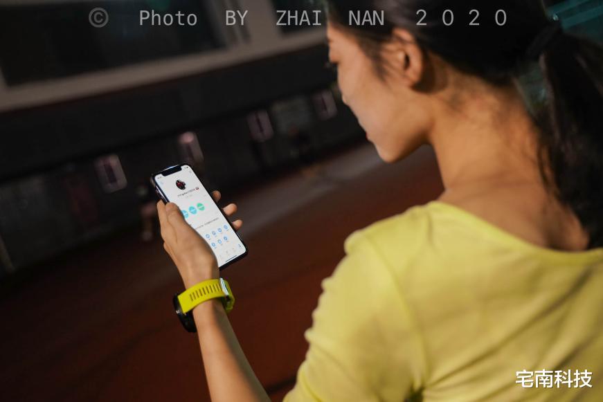 百度|想要夜跑锻炼,先买块Apple watch吗?宜准专业跑表,或许更专业