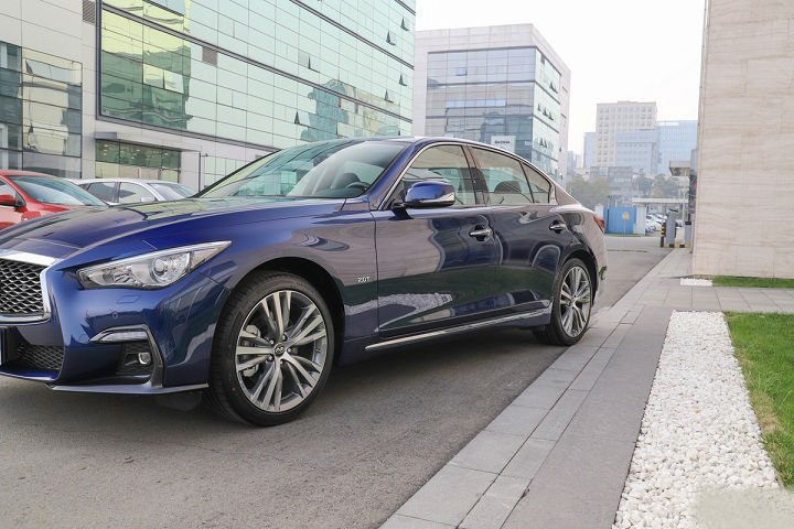 「本田雅阁」原价26.48万，现跌破22万，7.9秒破百，你会买这台后驱豪车吗？