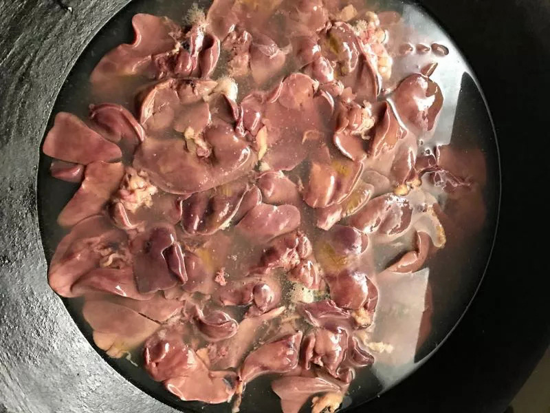 饵料|钓罗非鱼冷冻饵，自制过程和方法，成本几块钱就能钓好多