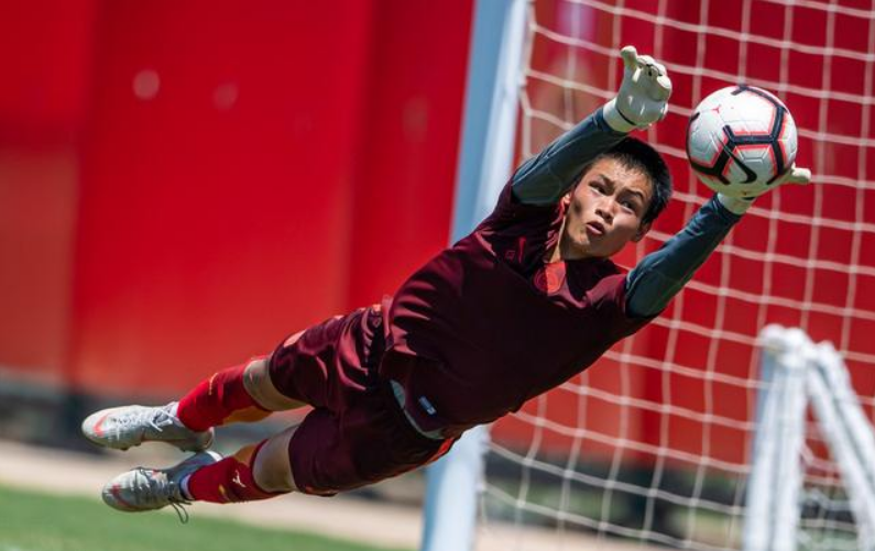 热身赛▲攻势如潮!U16国少狂轰12球横扫两支中学生劲旅,但仍有一点不足