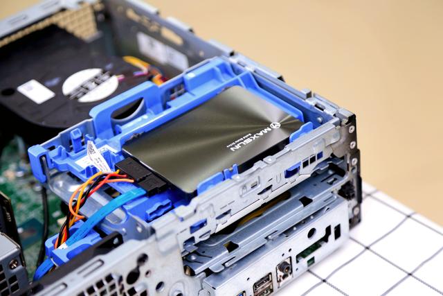 机箱|又一次小机箱的装机，这次来聊聊存储如何选